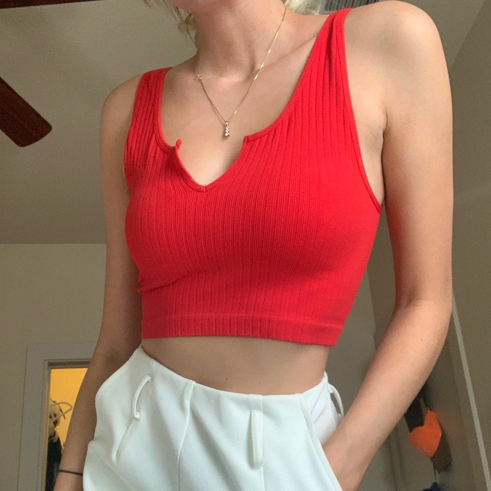 3 for $18 - FOREVER 21 Red Crop Top S/M
